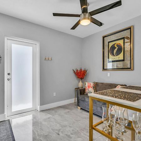 Little Gables Studio-Your Miami Escape-10Min Airport Bagian luar foto